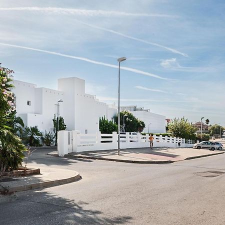 コニル・デ・ラ・フロンテラDuplex Tejar D Piscinas Y Familiasアパートメント エクステリア 写真